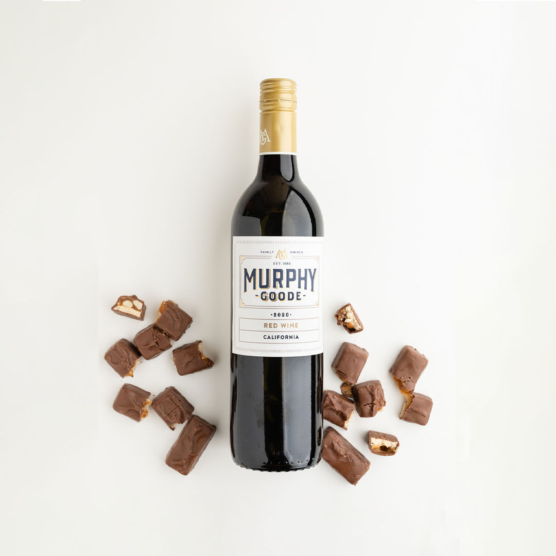 Murphy-Goode red wine with chocolate Murphy-Goode red wine with chocolate